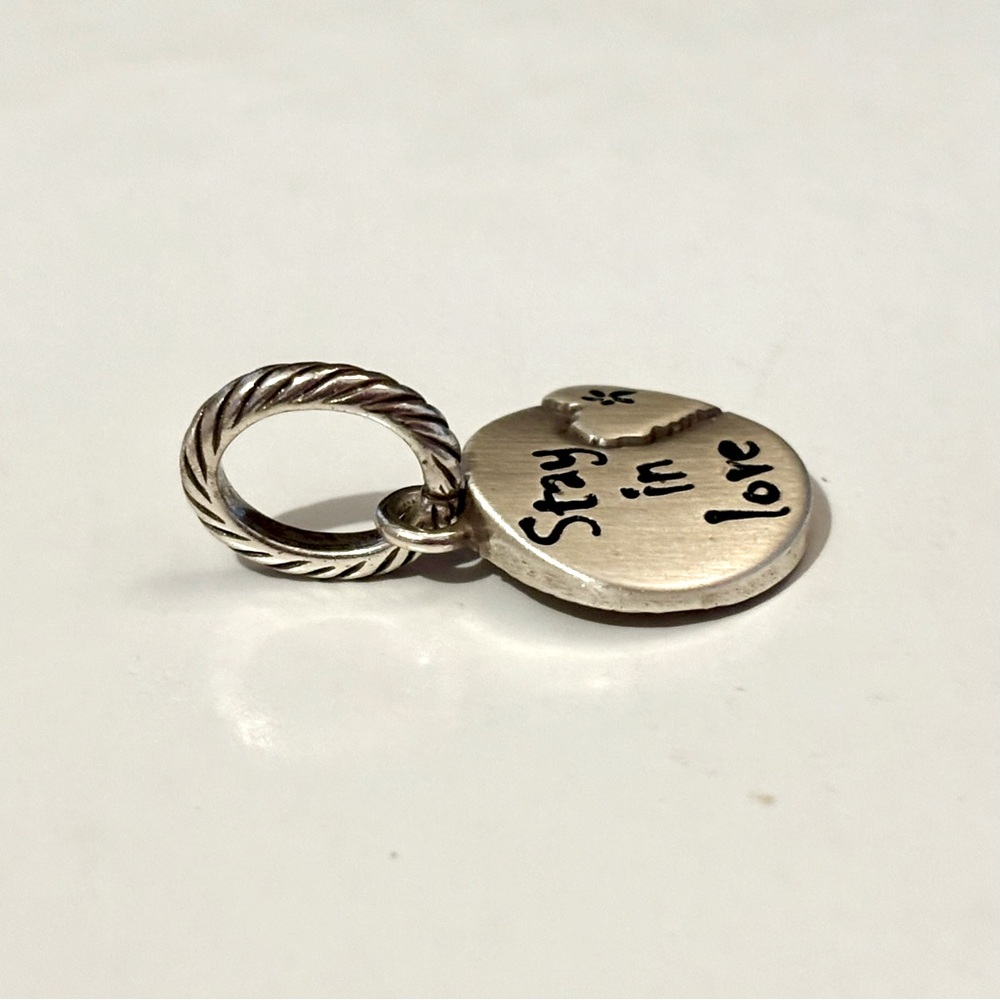 🆕 Brighton Stay in love Pensieri charm Matte silver Circle w mini-heart Retired - Picture 3 of 4